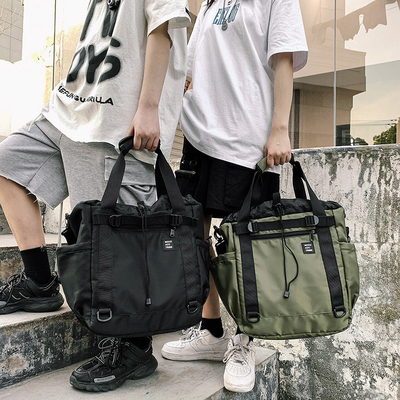 Borsa da viaggio a spalla stampata a vetro di seta per il design alla moda e l'anniversario del dipendente