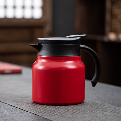Consigli di finitura per regali in teapot, teacup, scatole regalo per feste d'affari