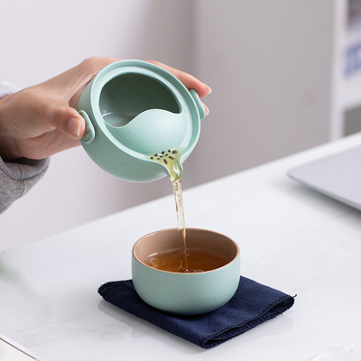 Fulu Ruyi KuaiKe Cup Set Tazze di tè in ceramica grossolana per scenari di utilizzo in hotel e resort
