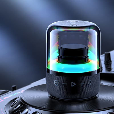 Portabile Mini Home Card Insertion Bluetooth Speaker Il regalo perfetto per gli amanti della tecnologia