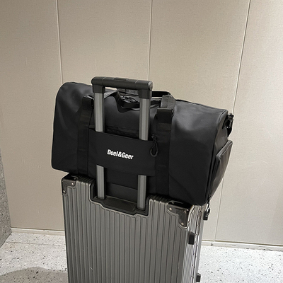 Relazioni con gli alunni/Rincontri di classe Separazione secca e bagnata Crossbody per viaggi d'affari