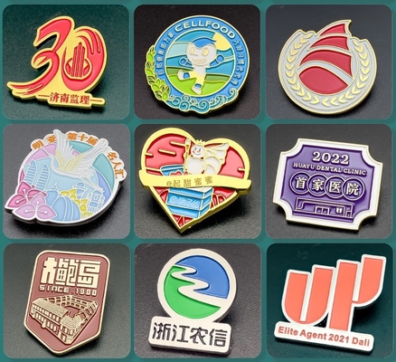 Cartoon Animation Metal Lapel Pin Badge con collezione di smalto morbido e duro