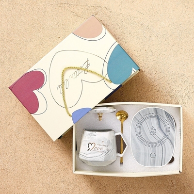 Tazza di ceramica stampata UV Tazza calda per regalo natalizio Valore grafico Tecniche di stampa