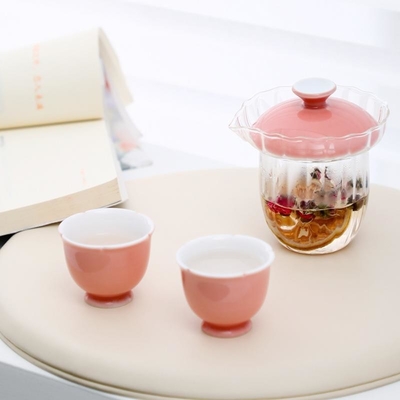 Hotel and Resort Sakura Set di tè da viaggio in vetro rosa Borsa da tè portatile Una pentola Due tazze Regali per il giorno della dea