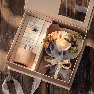 Scatola regalo a fiori di garofano Il regalo perfetto per insegnanti e madri nel loro giorno speciale