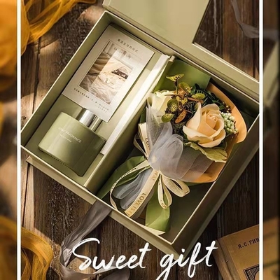 Scatola regalo a fiori di garofano Il regalo perfetto per insegnanti e madri nel loro giorno speciale