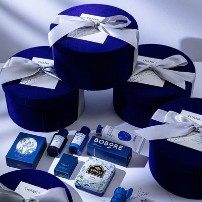 Tecniche di stampa su tela di seta Set regalo di velluto di lusso leggero per il compleanno del fidanzato