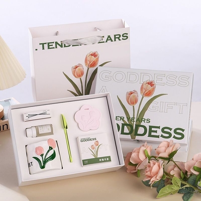 Celebrate la Giornata della Donna con il regalo perfetto Creativo Fiore Aromaterapia Candela Gift Box