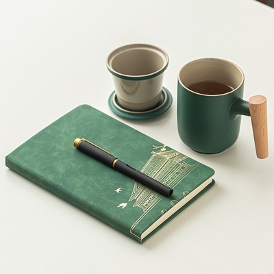Novità Regali cintura ceramica filtro separatore di tè Tazza ufficio Business Set regalo Tazza manico di legno