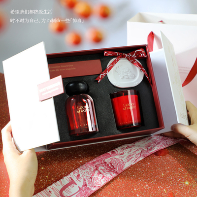 Stampa a schermo di seta Aromaterapia per interni appendiabiti per l'anno Aromaterapia candela set regalo