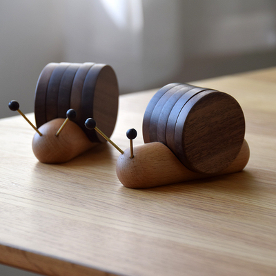 Cartone animato Cussone per tazze di lumaca di noce nera Cussone da tè in legno per isolamento e decorazione
