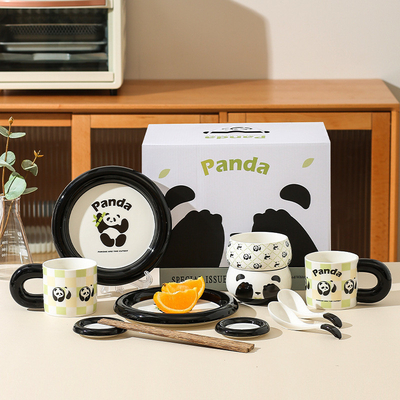 Migliora la tua esperienza di ristorazione con il set di scatole regalo in ceramica Panda Cub