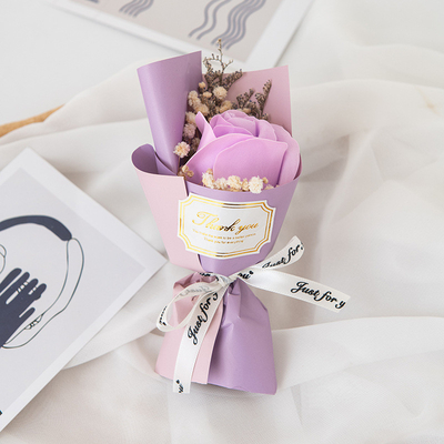 4 Colori Grafica Stampato Festival Bouquet Sapone Fiore Perfetto Per Rientro A Scuola Regalo