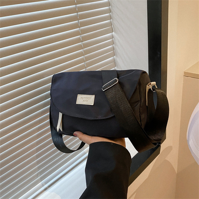 Logo del cliente Borsa da viaggio di moda Colore solido Borsa crossbody semplice Regalo per dipendenti