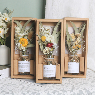 Agenzia di viaggio Delight Giorno della dea regalo garofano fiori secchi bouquet in bottiglia di vetro