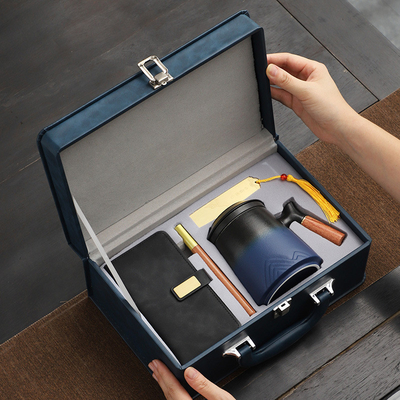 Fu Lu Storage Fast Cup Set in Portable Leather Gift Box Perfetto per le occasioni speciali