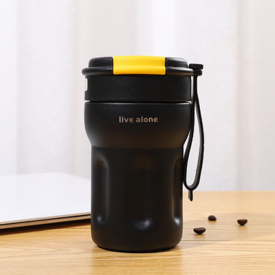 Alberghi e resort devono avere una tazza di caffè isolato portatile con doppia cannuccia