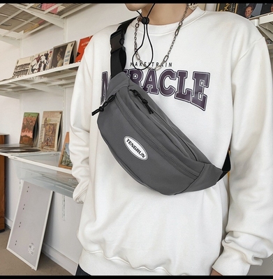 Borsa per petto a spalla unica per aziende con design leggero e versatile
