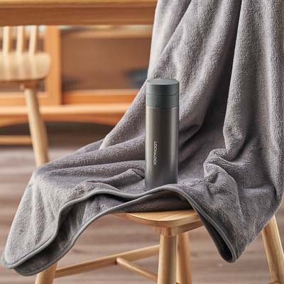 Vita calda Set con due pezzi di pranzo copertura di riposo cuscino a forma di U regalo di benessere ideale