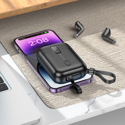 10000 mAh Power Bank Completamente compatibile con il cavo e l'alimentazione mobile Prodotto per ufficio