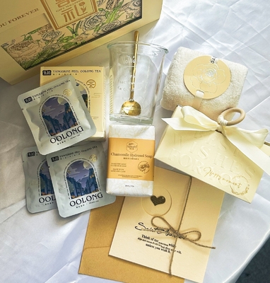 Set regalo di matrimonio personalizzato Acqua e sapone Tazza Oolong Tea e Creativa Candy Box