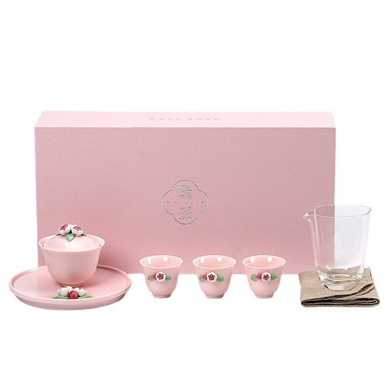Set di tè in ceramica rosa perfetto per l'ora del tè delle donne nel giorno della dea