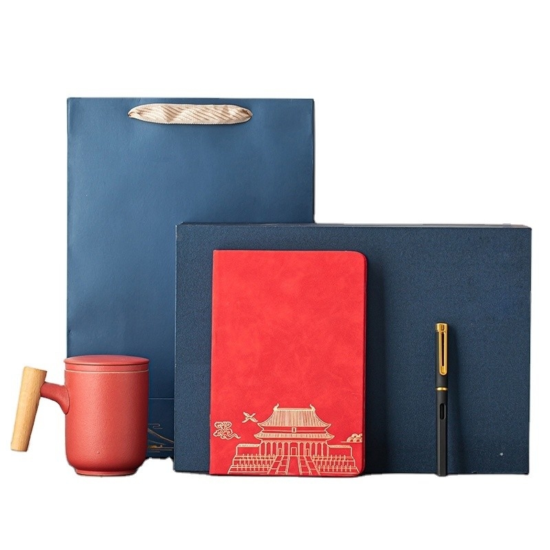 Novità Regali cintura ceramica filtro separatore di tè Tazza ufficio Business Set regalo Tazza manico di legno