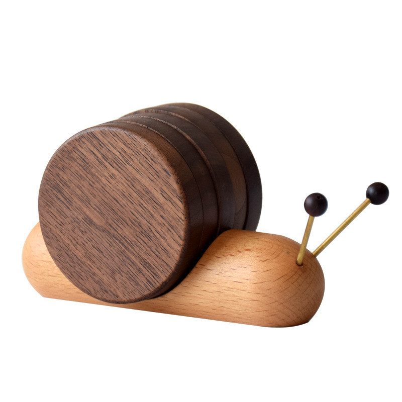 Cartone animato Cussone per tazze di lumaca di noce nera Cussone da tè in legno per isolamento e decorazione